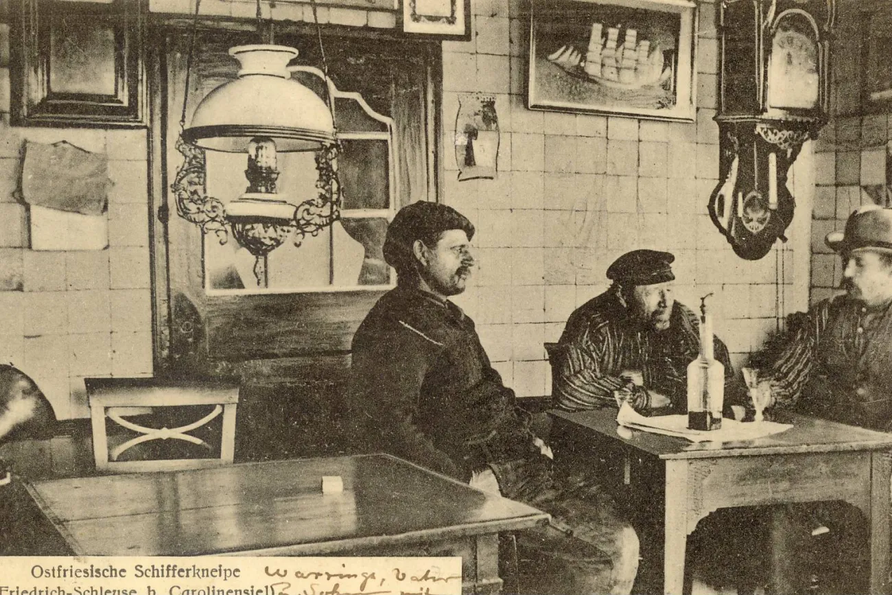 Hauptbild der Veranstaltung Sonderausstellung „Wellen, Wind und Seemannsstolz – Schiffsdioramen und Kapitänsbilder des 19. Jahrhunderts“