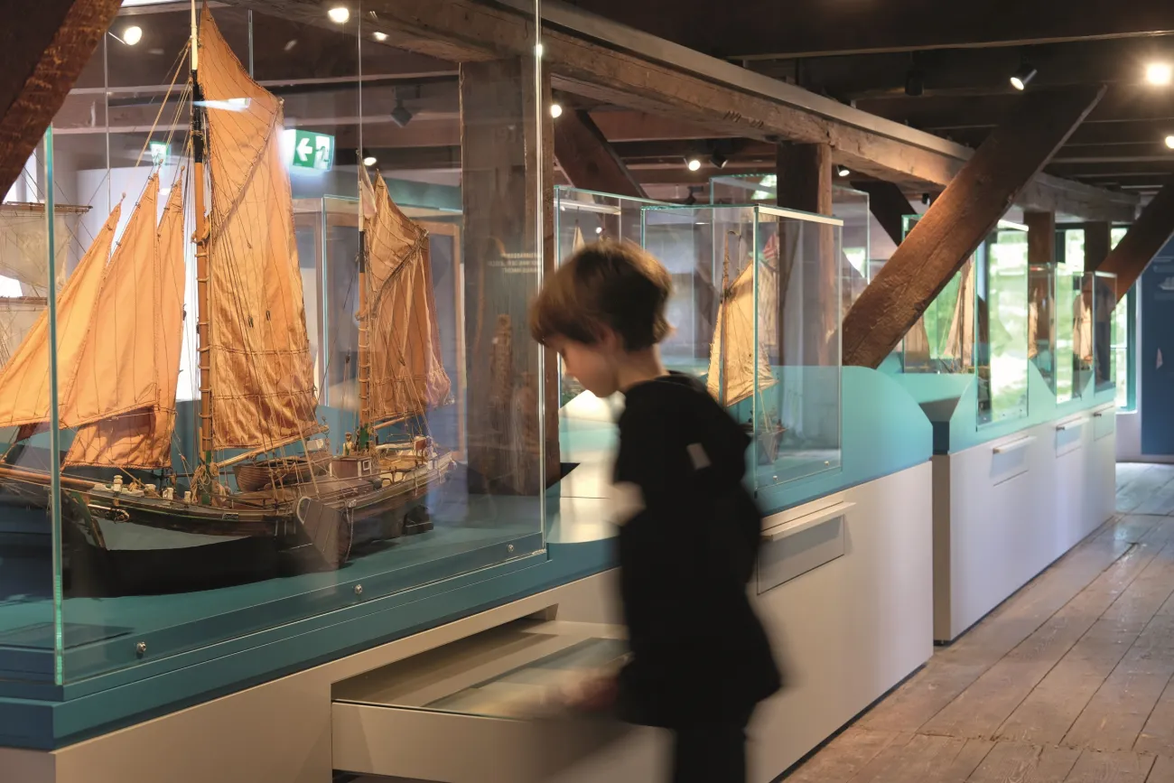 Hauptbild der Veranstaltung Ostereiersuche mit der Taschenlampe