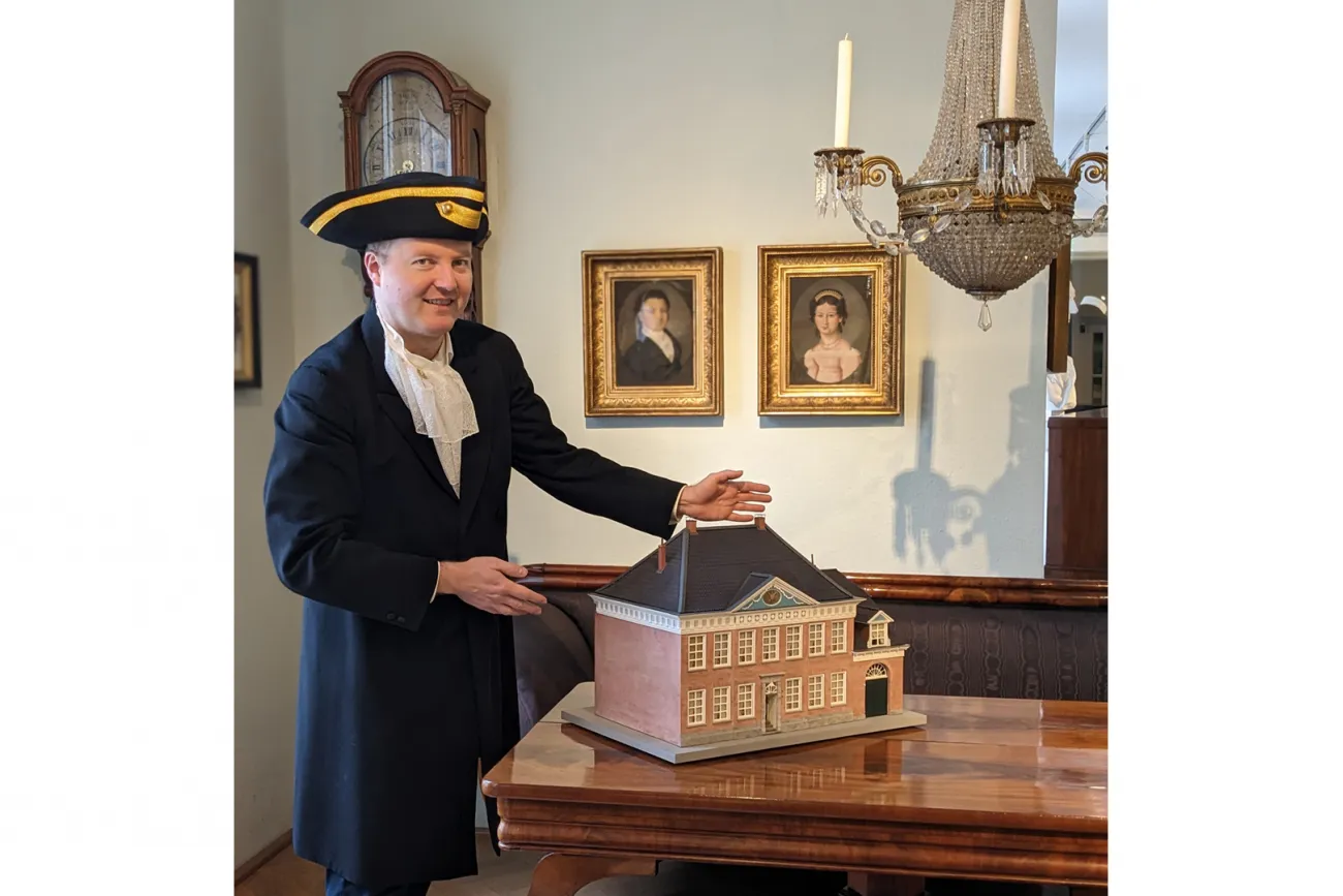 Hauptbild der Veranstaltung Führung durch die Ausstellung „ Das Genie von Aurich – Conrad Bernhard  Meyer“  