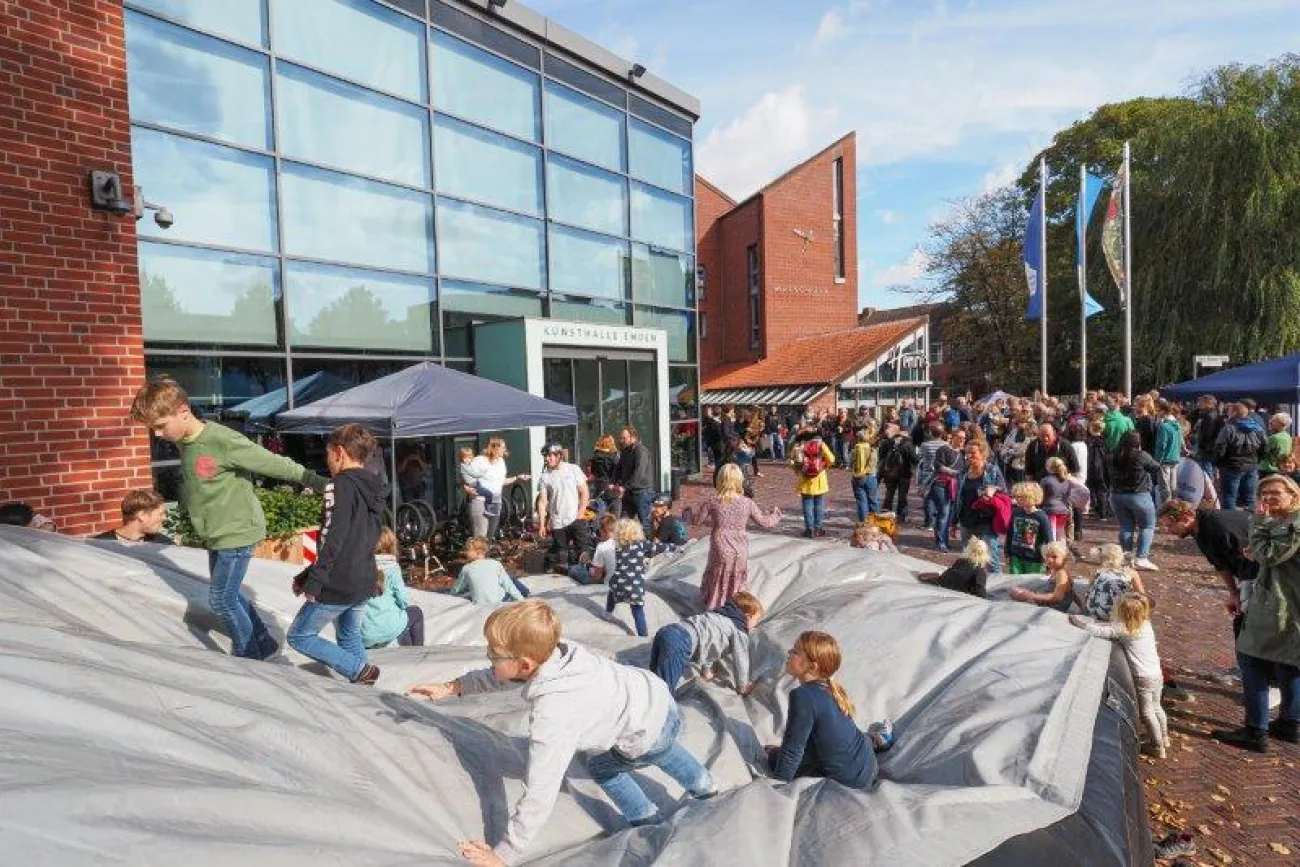 Hauptbild der Veranstaltung Malschulfest und Tag der offenen Tür in der Kunsthalle