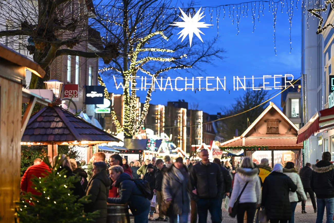 Das Bild zeigt den Weihnachtsmarkt in Leer