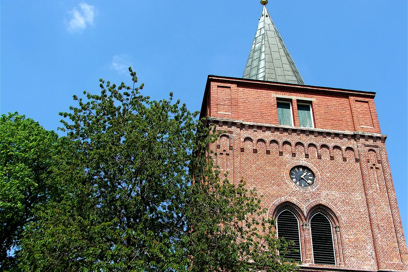 Hauptbild der Veranstaltung Adventskonzert in der Nicolai-Kirche Pewsum