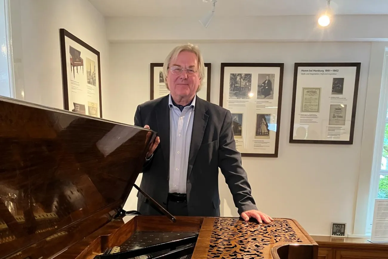 Hauptbild der Veranstaltung Auftaktkonzert in die Jubiläumssaison - Am Flügel: Gerrit Zitterbart