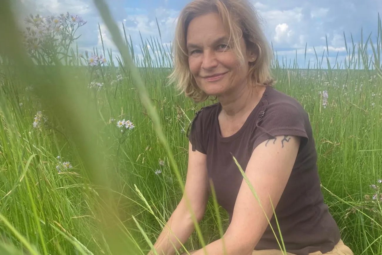 Rike Frysland auf Salzwiese (Foto: W.-G. Otto)