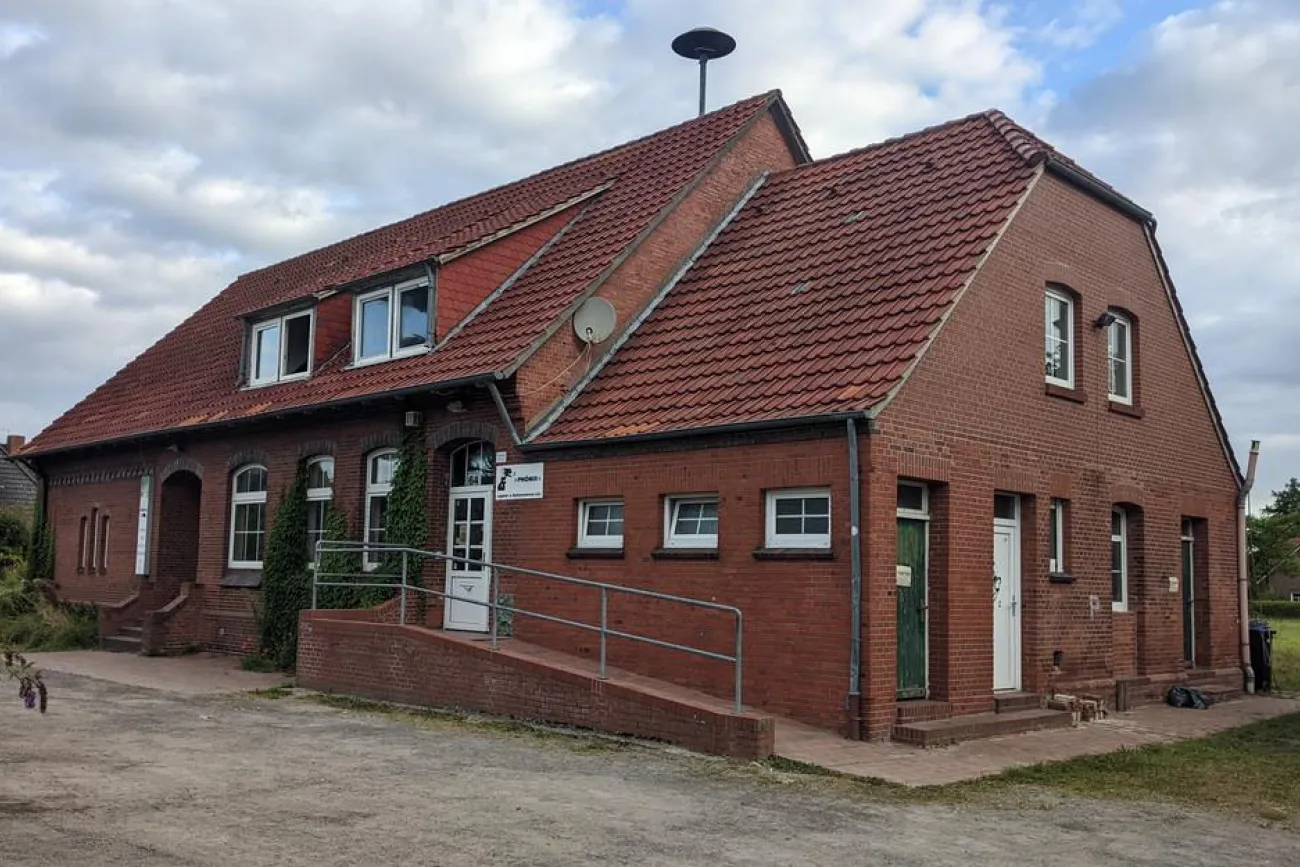 Alte Schule Rorichmoorer Straße