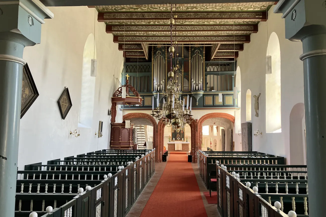 Innenraum St.-Marien-Kirche Nesse