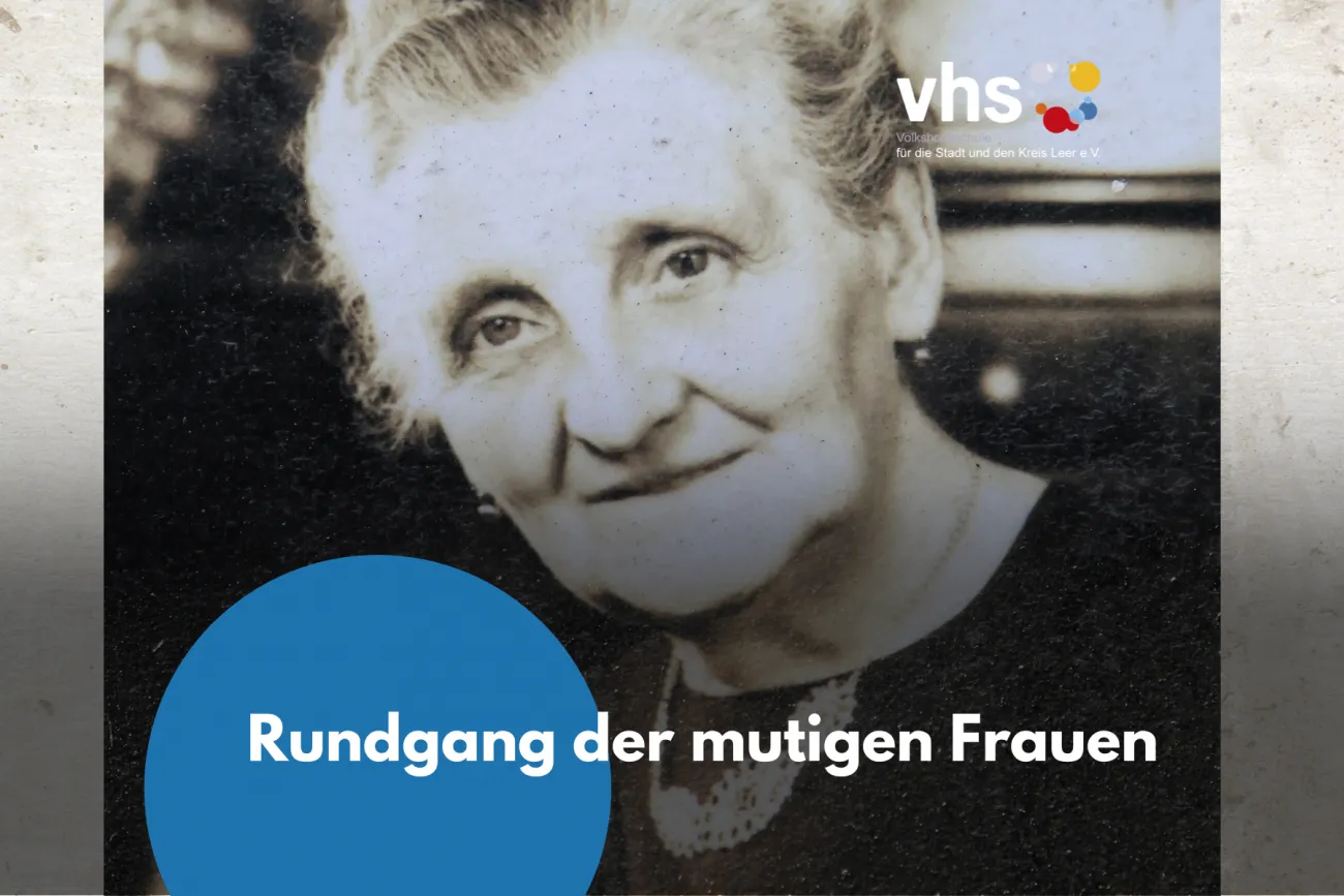 Das Bild zeigt ein historisches Porträt der ostfriesischen Schriftstellerin Wilhelmine Siefkes, deren Leben und Wirken im Rahmen des „Rundgangs der mutigen Frauen“ der VHS Leer gewürdigt wird. Die Veranstaltung beleuchtet das Engagement bedeutender Frauen in der Region, die durch ihren Mut und ihre Leistungen bleibende Spuren hinterlassen haben.