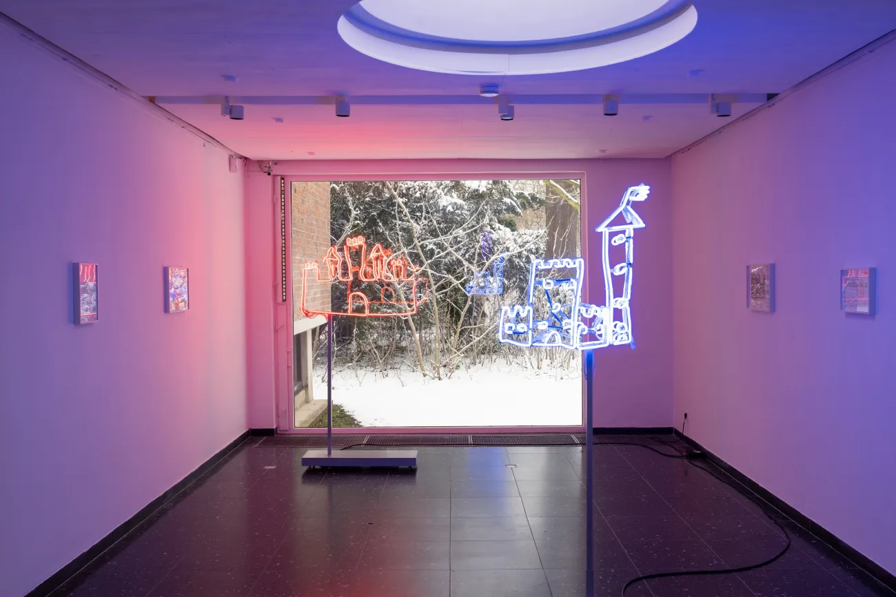 Christian Jankowski Luftschloss Burg, 2026 | Luftschloss Baustelle, 2026 | Luftschloss Surprise, 2015 © Studio Jankowski, Foto: Ricardo Nunes