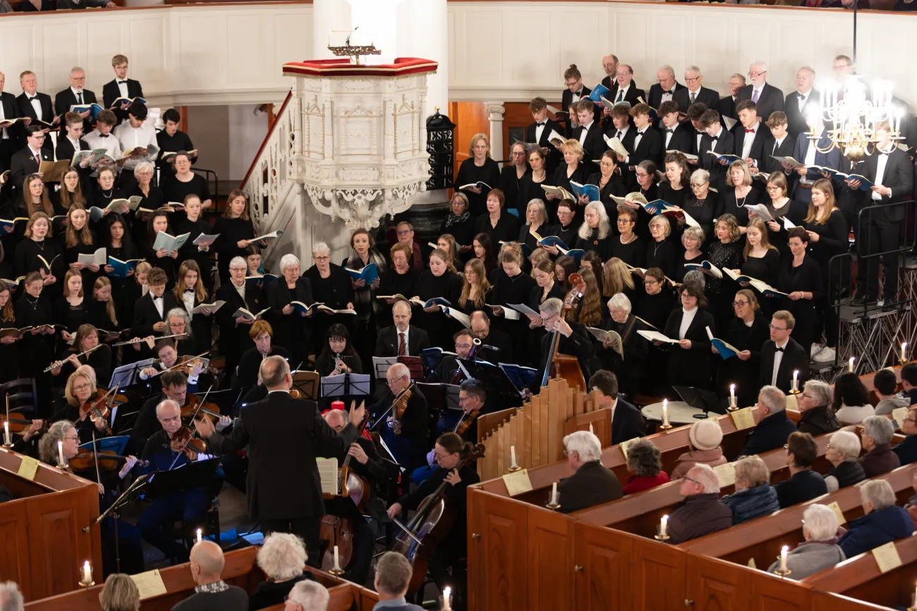 Chor und Orchester