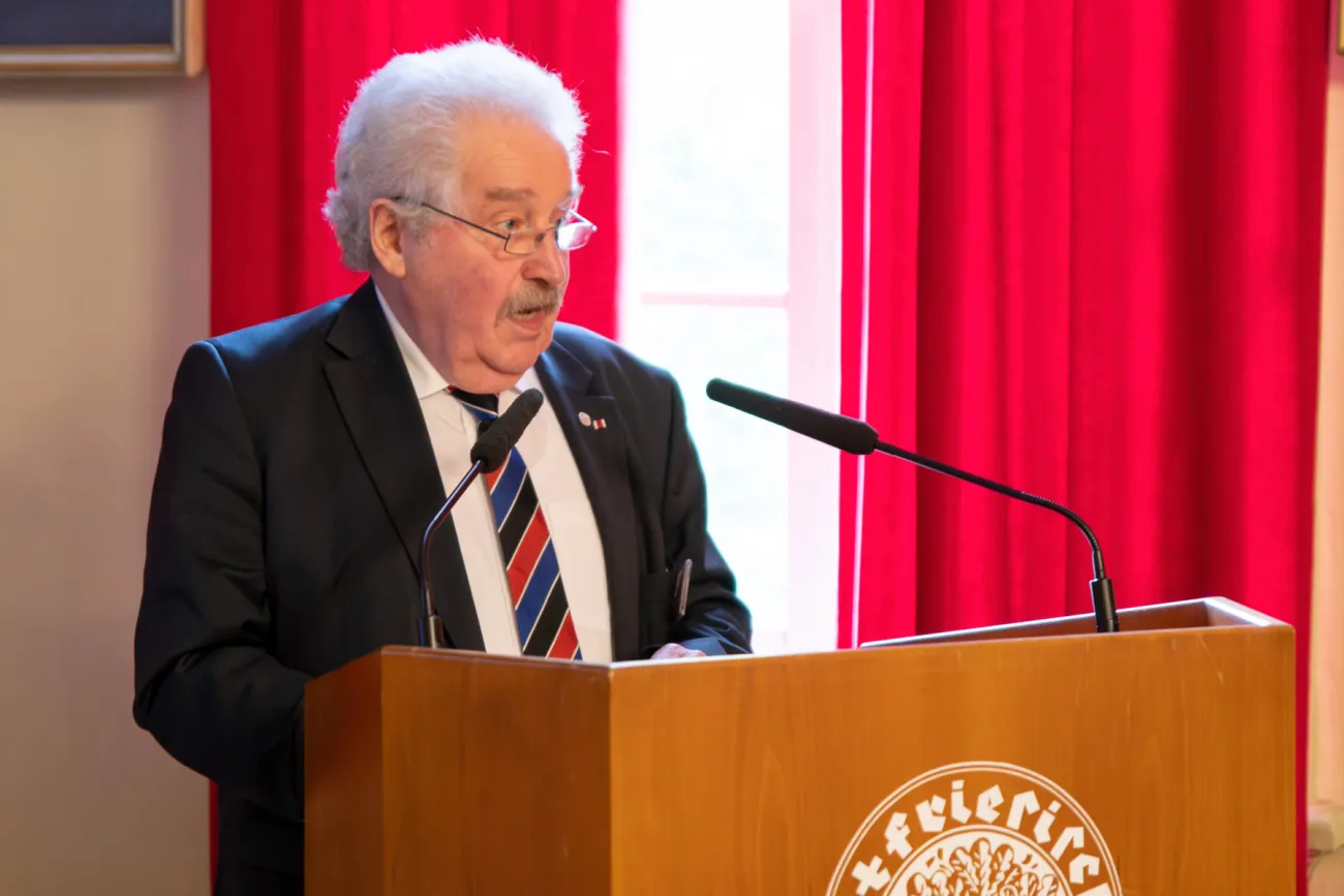 Gab die Aberkennung der Ehrung für den Arzt Arend Lang bekannt: Landschaftspräsident Rico Mecklenburg