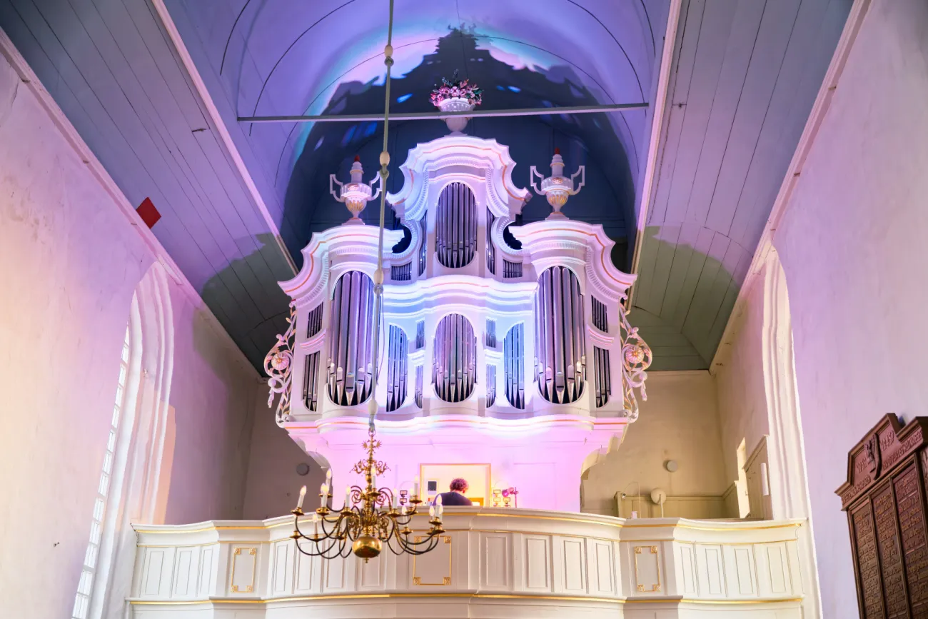 Steht am 8. Mai im Mittelpunkt: die Orgel in Groothusen