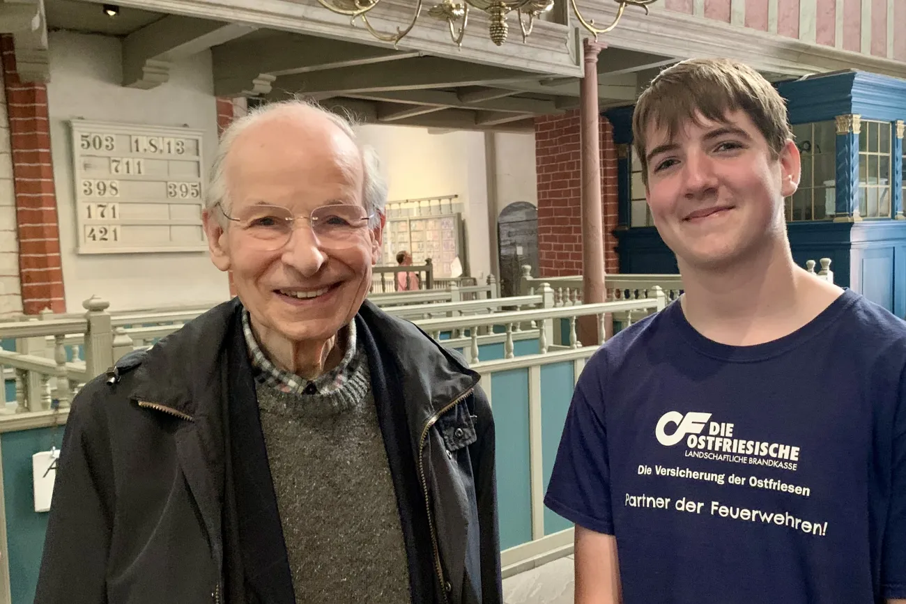 Der älteste und der jüngste Organist im Kirchenkreis: Reinhard Ruge und Thade Kurz