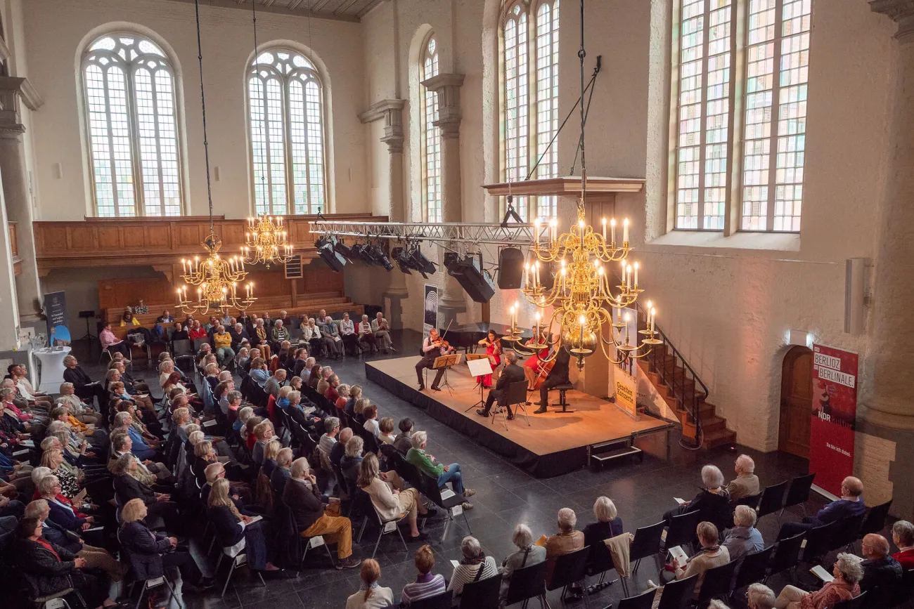 Von Konzert zu Konzert steigerte sich die Anzahl der Besucher des kleinen Mozart-Festivals in der Neuen Kirche