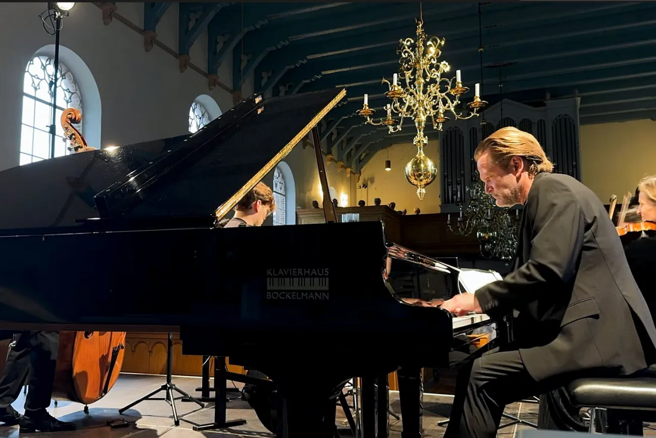 Ein Konzert rund um „Hollywood“: Sebastian Knauer und die Berlin Soloists