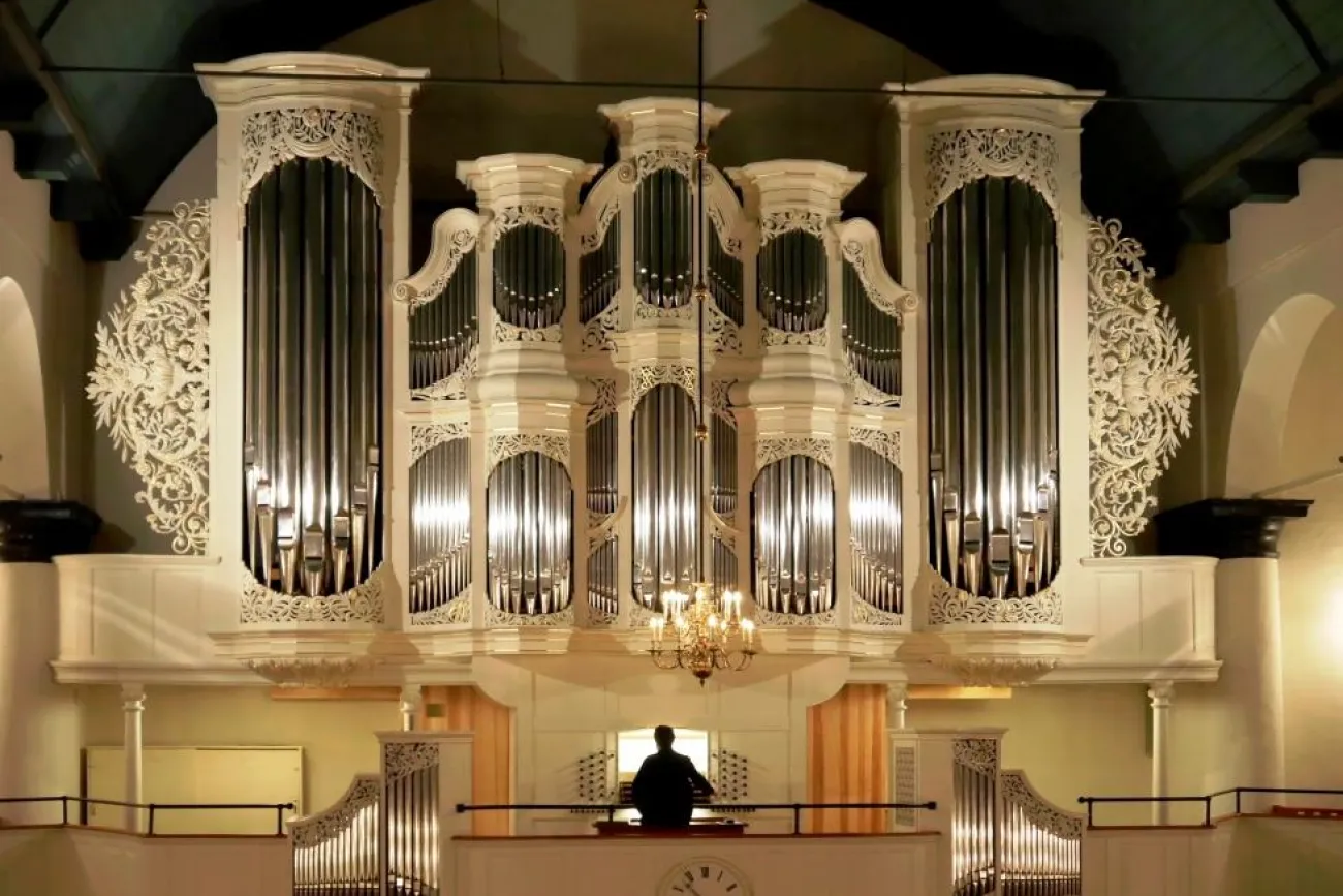 Die Orgel der Großen Kirche zu Leer.