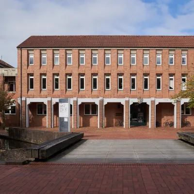 Außenansicht der Bibliothek