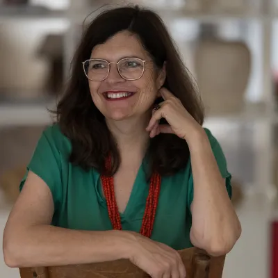 Portrait, Gabriele Kaiser-Schanz, 2024 (Foto: Lisa Wolters)