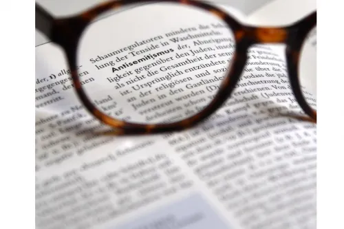 Hauptbild der Veranstaltung 4. Fachtag "Antisemitismus im Netz und den sozialen Medien"