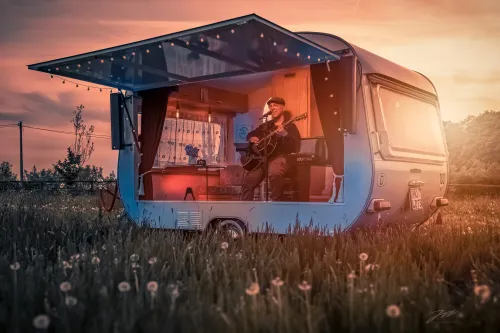 Hauptbild der Veranstaltung Strandkonzert mit Lou Dynia