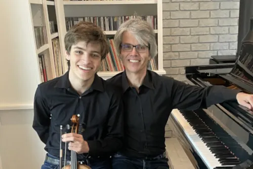 Ariel Pawlik-Zwiebel (Violine) // Markus Pawlik (Klavier)