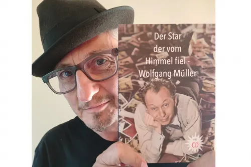 Hauptbild der Veranstaltung Johann-Sebastian Strauss - &quot;Der Star, der vom Himmel fiel&quot;