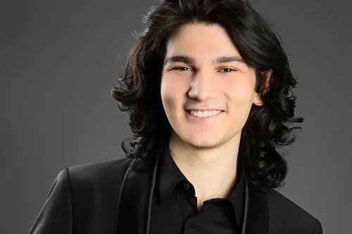 Hauptbild der Veranstaltung Weltklassik am Klavier: Kaan Baysal