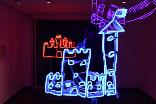 Christian Jankowski, Luftschloss Burg, 2026 | Luftschloss Baustelle, 2026 | Luftschloss Surprise, 2015. © Studio Jankowski