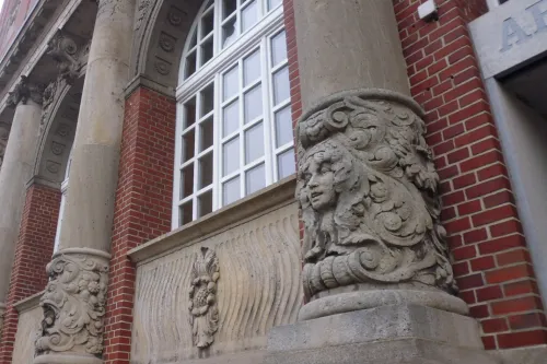 Stadtarchiv Emden von außen