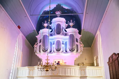 Steht am 8. Mai im Mittelpunkt: die Orgel in Groothusen