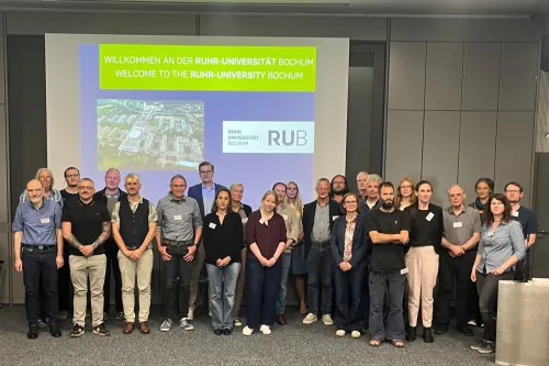Gruppenbild der wissenschaftlichen Partner. Bild: Ruhr-Universität Bochum