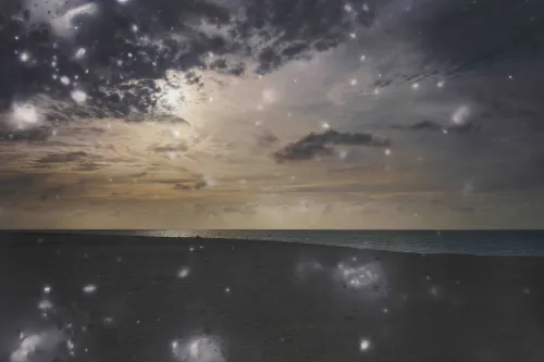 Julian Charrière, Union – First Light, 2016. Farbfotografie, Archiv-Pigmentdruck Hahnemühle, Aluminium-Dibond. Courtesy the artist; VG Bild-Kunst, Bonn, Germany