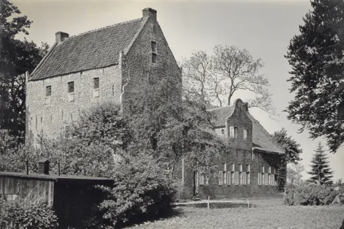 Ansicht des Steinhauses in Bunderhee. Das Foto stammt aus der Sammlung de Boer