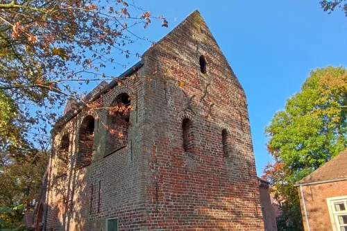 Kirchturm in Loppersum