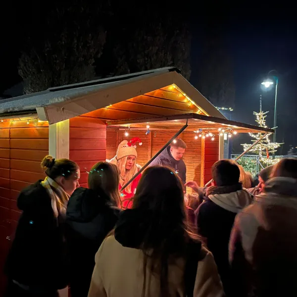 Hauptbild der Veranstaltung Weihnachtsmarkt mit Verknobelung in Backemoor