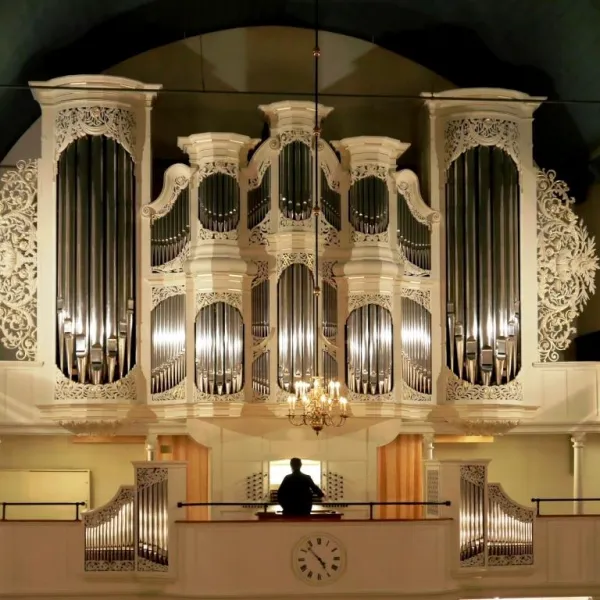 Historische Orgel in der Großen Reformierten Kirche zu Leer