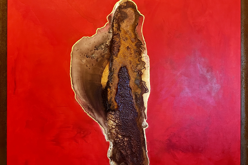 Abstraktes Werk in Rot und Rost