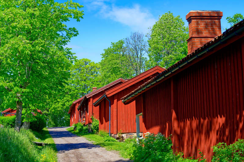 Alte Arbeiterhäuser in Fagervik (Südfinnland)