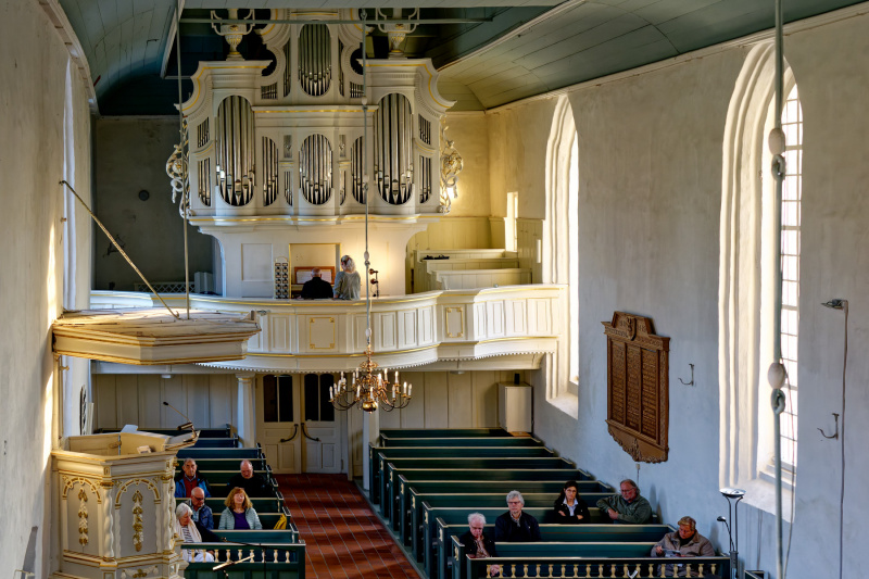 Matteo Imbruno an der Orgel in Groothusen (08.05.2024)