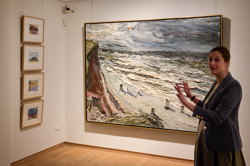 Christopher Lehmpfuhl: "Kampen – Rotes Kliff". Links kleine Aquarelle von Bodo Olthoff, entstanden im Deichvorland der Ems und auf Norderney