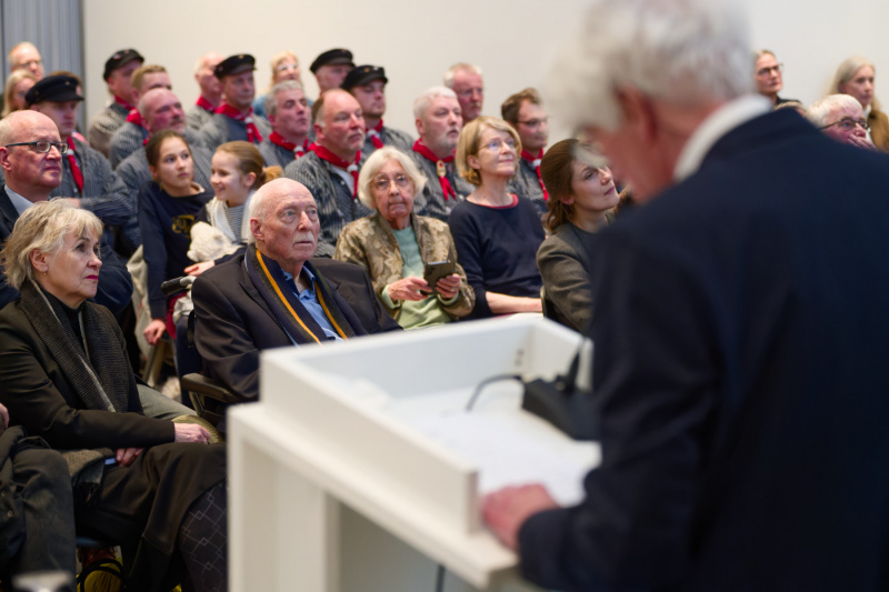 Michael Sieben spricht: Blick über die Schulter
