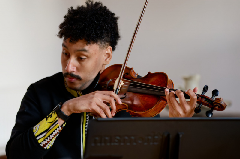 Ebenfalls aus Brasilien: Uiler Moreira (Violine)