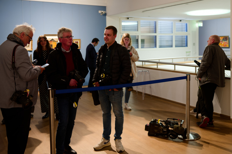 Die Fotografen warten am ersten Fotopoint