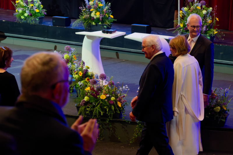 Ankunft im Festspielhaus am Wall