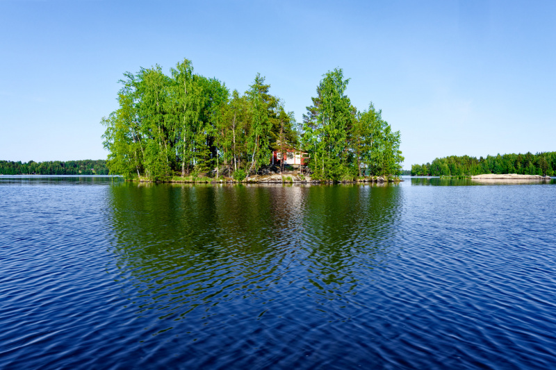 Mökki auf einer kleinen Insel im Vanajavesi