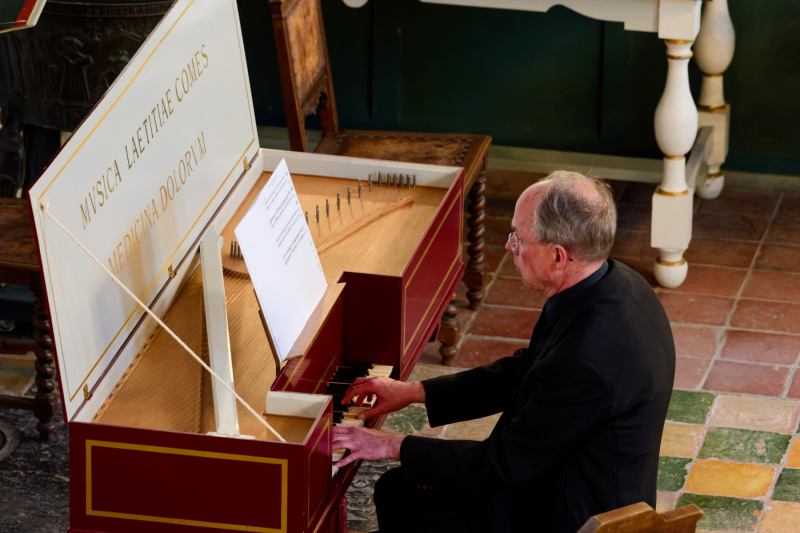 Bernhard Klapprott am Virginal