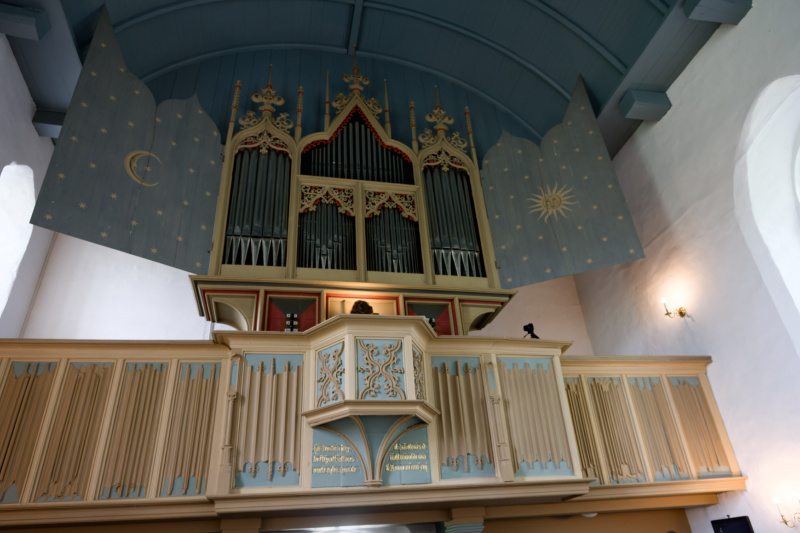 Hoch oben die Orgel, ...
