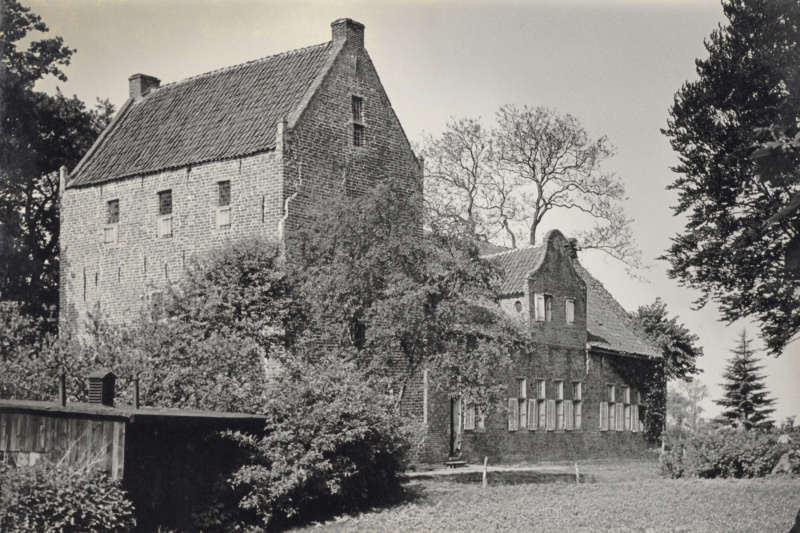 Ansicht des Steinhauses in Bunderhee. Das Foto stammt aus der Sammlung de Boer