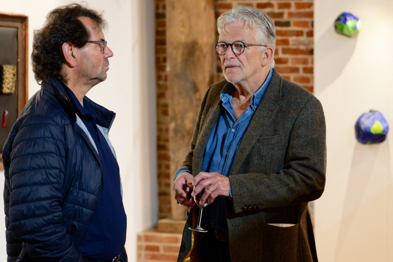 Ulrich Schnelle, Künstler aus Bunde (rechts)