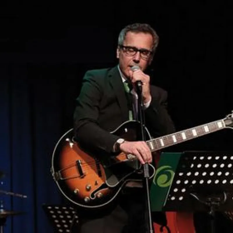 Hauptbild der Veranstaltung The Green Cabbage Jazz Combo - Energiegeladener Swing zu erfrischenden Getränken und Köstlichkeiten vom Grill