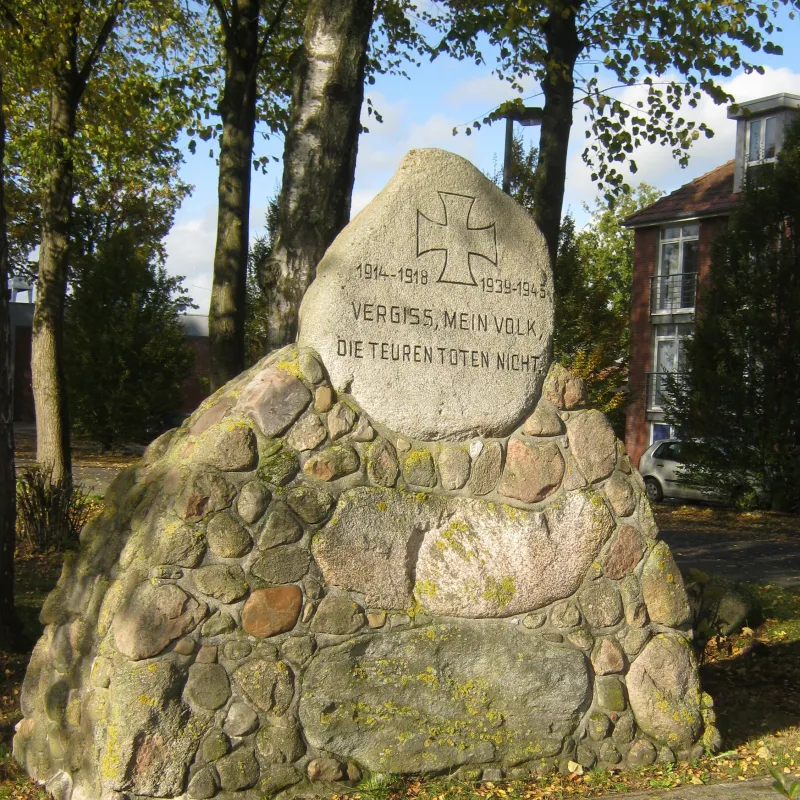 Rhauderfehn Denkmall